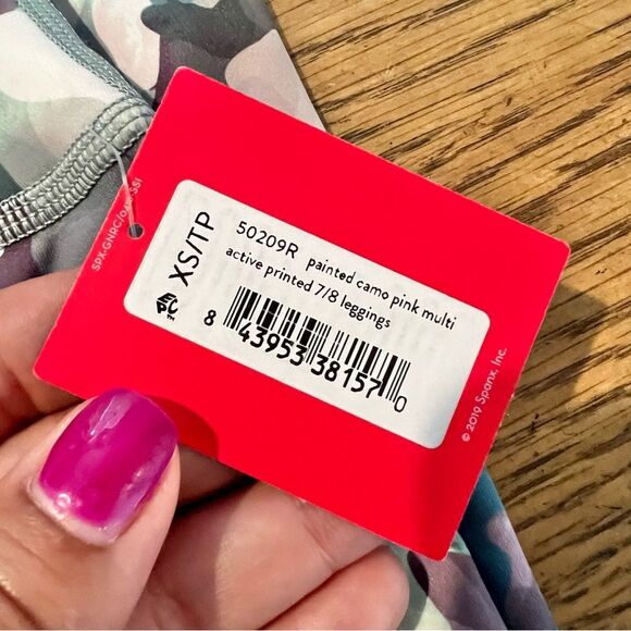 Spanx Woman’s 7/8 Leggings Painted Camo Pink Multi Active Printed Booty Boost XS - Picture 5 of 11